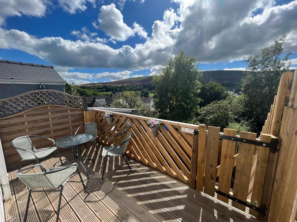 Cosy Cottage With Beautiful Mountain Views Blaenavon Экстерьер фото